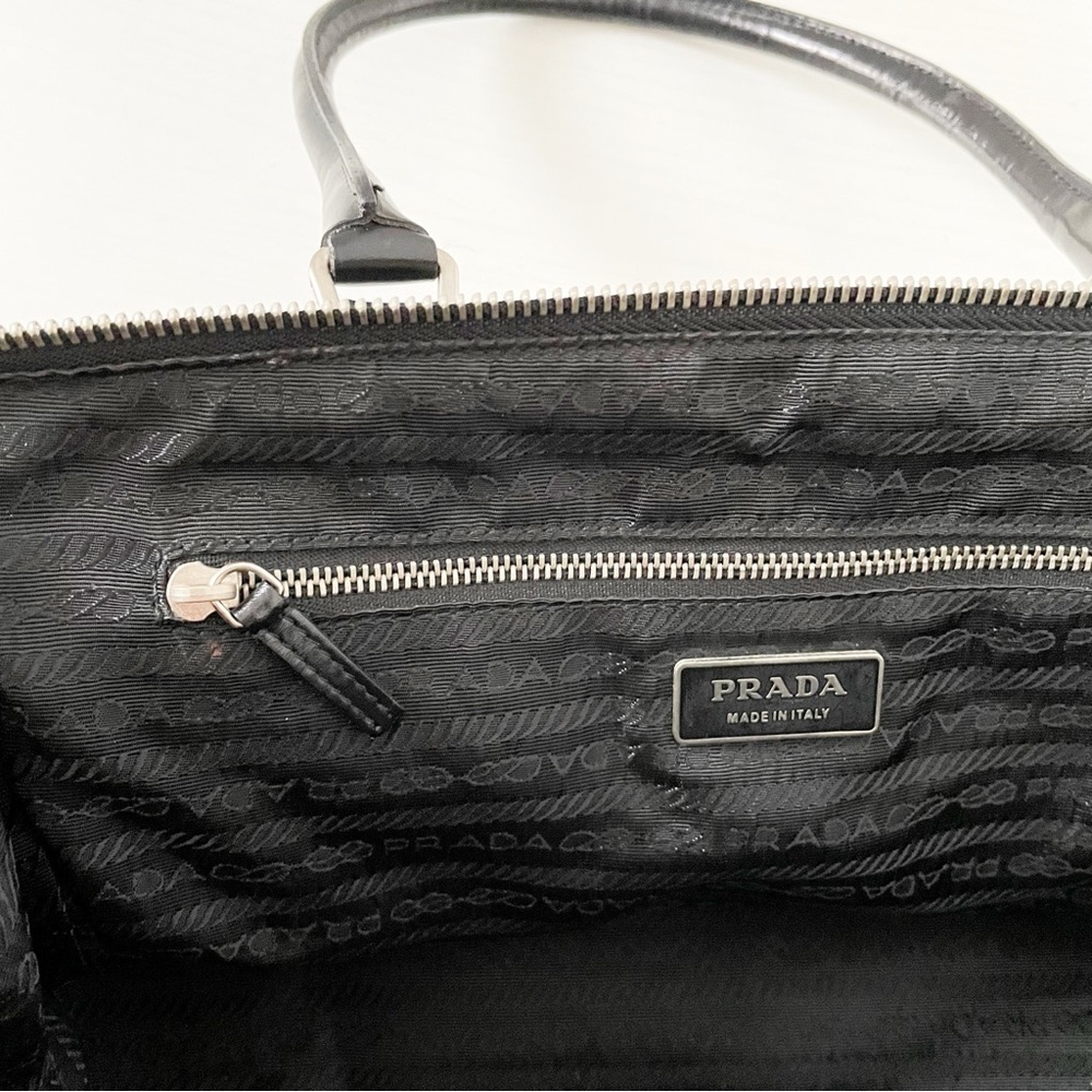 Prada RARE light tan nylon black leather doctor travel bag lock triangle logo - Picture 12 of 15
